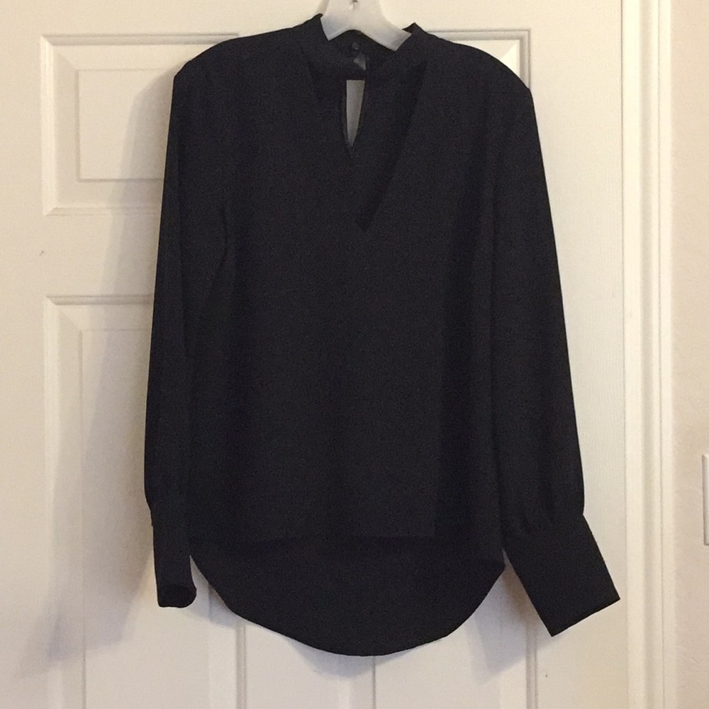 ZARA black blouse V neck with collar, New w/o tag